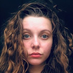 Meet your Posher, Zoe